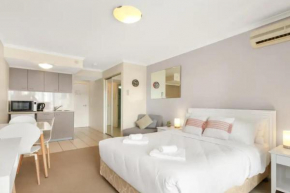 Lovely 1 Bed Studio in Bowen Hills